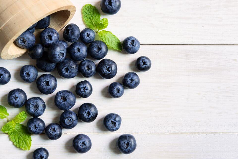 Propiedades del arándano: ¿cómo puede mejorar tu salud y belleza?